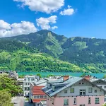 Mozart 2 - By Alpen Zell am See
