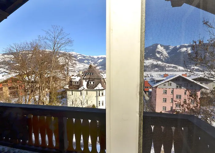 Mozart 2 - By Alpen * Zell am See